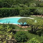 Viola Con Piscina E Giardino Villa *